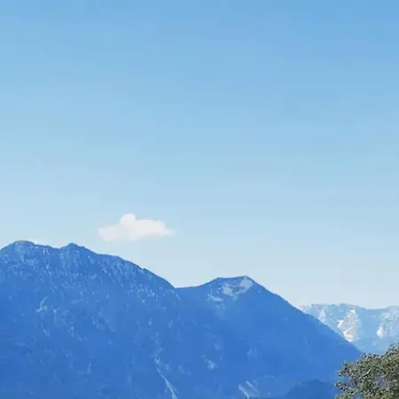 Geraeumiges Atelier Mit Flair Und Bergblick *