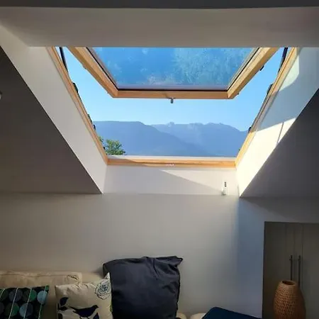 Geraeumiges Atelier Mit Flair Und Bergblick Daire *