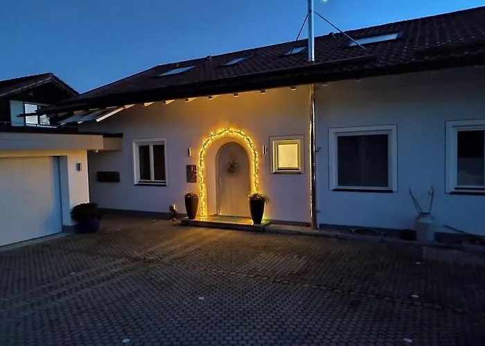 Geraeumiges Atelier Mit Flair Und Bergblick Appartement *